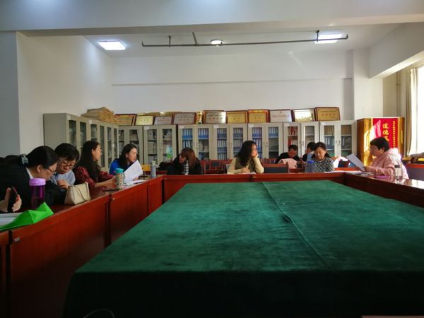 suncitygroup太阳新城教工第二党支部开展主题党日活动