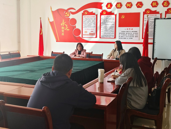 关于召开学生信息员会议