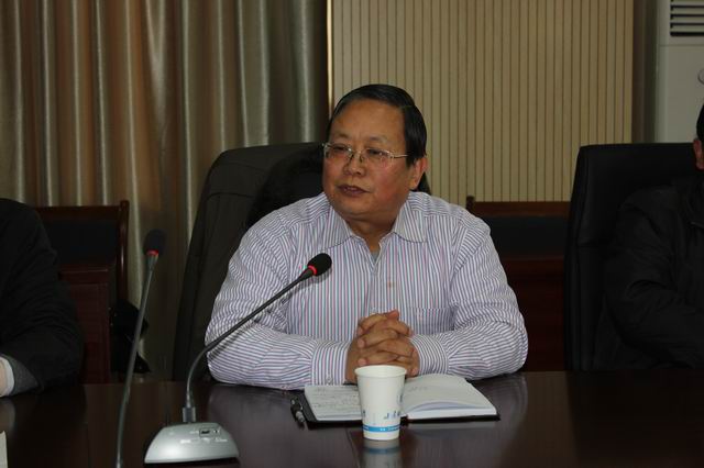 副校长田建中参加指导suncitygroup太阳新城2012年度民主生活会