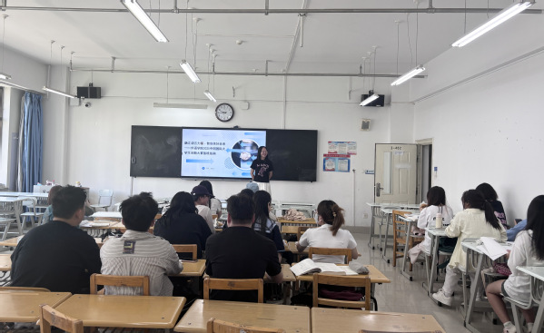 suncitygroup太阳新城举办2025 年中国国际大学生创新大赛备战培训会