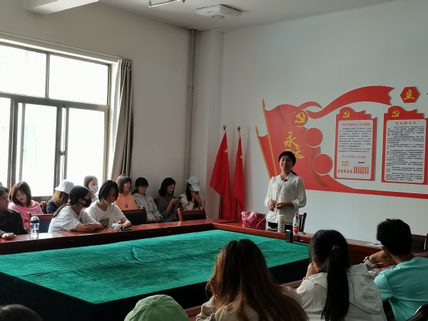 suncitygroup太阳新城开展“教授、博士与学生面对面”交流座谈活动